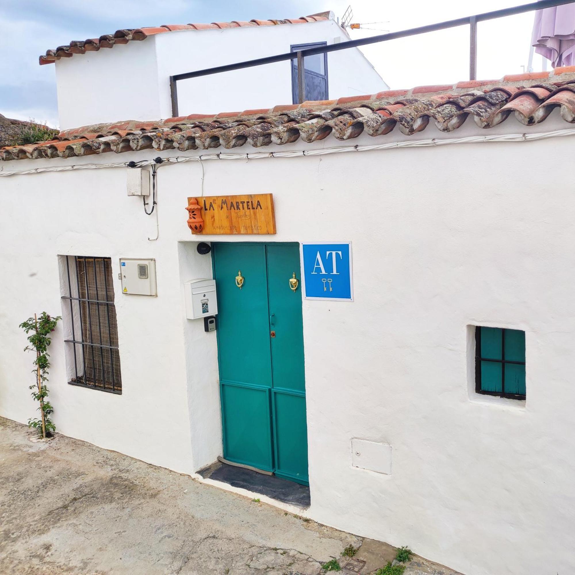 Villa La Martela de Fuentes Fuentes de León Exterior foto